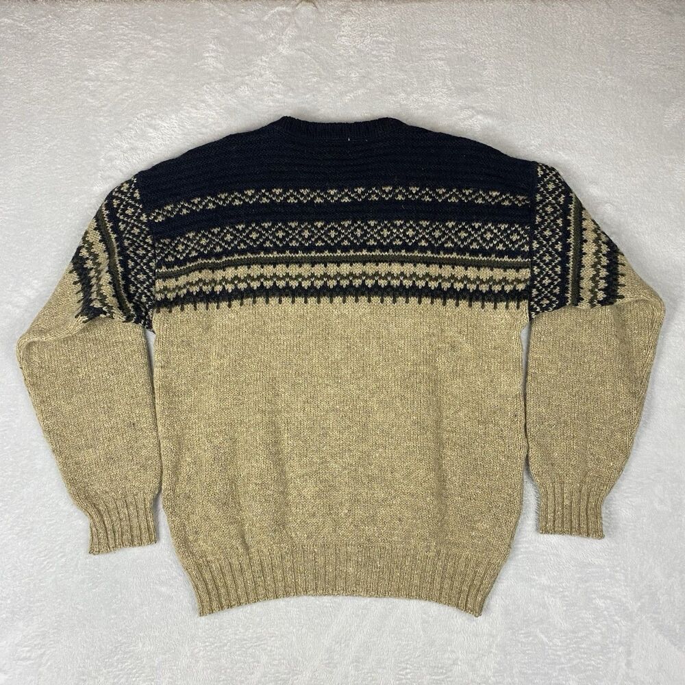 Vintage Eddie Bauer Mens M Wool Sweater Fair Isle Nordic Tan/Navy USA Crewneck - Picture 4 of 8